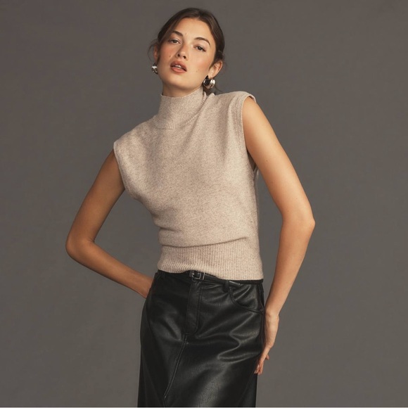 Reformation Tops - Reformation Arco Cashmere Sleeveless Turtleneck Sweater